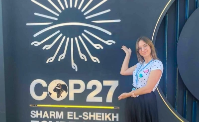 ilustracja aktualności: Studentka Akademii WSB  na konferencji klimatycznej COP27