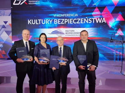 ilustracja aktualności: Akademia WSB wyróżniona w konkursie „Kultura bezpieczeństwa w transporcie kolejowym” 