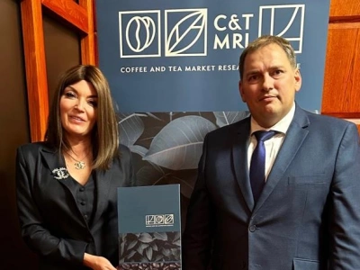 ilustracja aktualności: Dr hab. inż. Łukasz Wróblewski, prof. AWSB Dyrektorem ds. międzynarodowej współpracy naukowej „Coffee and Tea Market Research Institute”