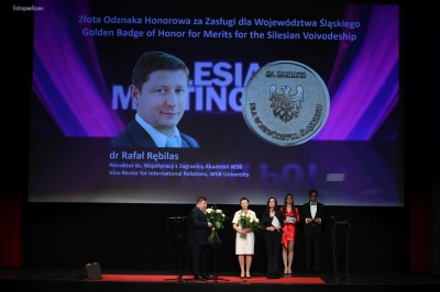 ilustracja aktualności: Złota Odznaka Honorowa za Zasługi dla Województwa Śląskiego dla doktora Rafała Rębilasa