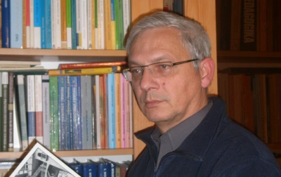 ilustracja aktualności: Wykład otwarty prof. dr. hab. Bogusława Śliwerskiego m. dr. h. c. nt. „Powody dyskwalifikacji prac awansowych w naukach społecznych oraz (bez-)zasadność odwołań w świetle analizy błędów popełnianych przez recenzentów i doktorantów”