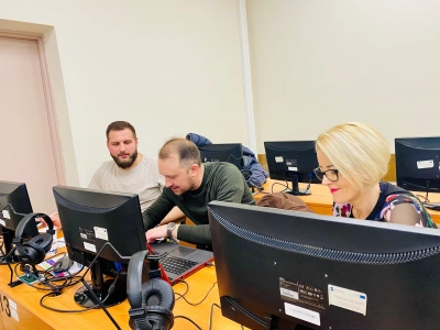 ilustracja aktualności: How to facilitate online working? Free solutions compatible with the most popular educational platforms.