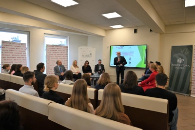 ilustracja aktualności: I Konferencja Prawnicza pt. „Charakterystyka i rodzaje zawodów prawniczych – co warto o nich wiedzieć?”