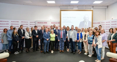 ilustracja aktualności: Wykład otwarty prof. Mariana Nogi