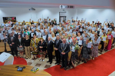 ilustracja aktualności: Gala Zakończenia Roku Akademickiego 2022/2023 w Uniwersytecie Trzeciego Wieku Akademii WSB