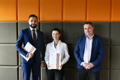 ilustracja aktualności: Porozumienie o współpracy WZ Kraków Akademii WSB  z MARR S.A.