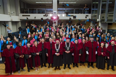 ilustracja aktualności: Gala of awarding diplomas to graduates of First and Second degree studies – WSB University 