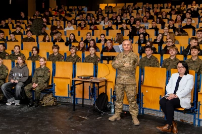 ilustracja aktualności: Wykład gen. dra Romana Polko - inauguracja projektu Otwarta Akademia Nauki w Tychach