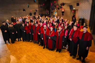 ilustracja aktualności: Gala wręczenia dyplomów Absolwentom studiów I i II stopnia  w Wydziale Zamiejscowym w Krakowie Akademii WSB.