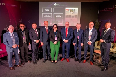 ilustracja aktualności: EKG: Eksperci: potrzeba ciągłości decyzji dot. infrastruktury krytycznej i strategicznych inwestycji