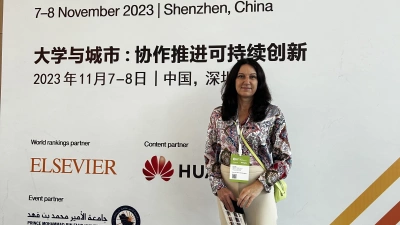 ilustracja aktualności: Udział dr hab. Katarzyny Szczepańskiej-Woszczyny, prof. AWSB, w konferencji w Chinach