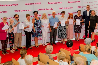 ilustracja aktualności: Zakończenie Roku Akademickiego 2023/2024 Uniwersytetu Trzeciego Wieku Akademii WSB