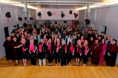 ilustracja aktualności: Gala wręczenia dyplomów Absolwentom studiów I i II stopnia oraz studiów podyplomowych – Żywiec