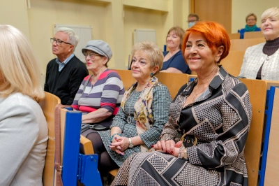 ilustracja aktualności: Kontynuacje i zapisy na nowy semestr