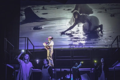 ilustracja aktualności: Zapraszamy na spektakle do Teatru Zagłębia