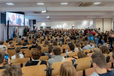 ilustracja aktualności: Akademicki Dzień Wolontariatu – młodzi z mocą działania!