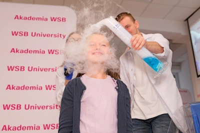 ilustracja aktualności: Dziecięca ciekawość i nauka – niezapomniany dzień w Akademii WSB