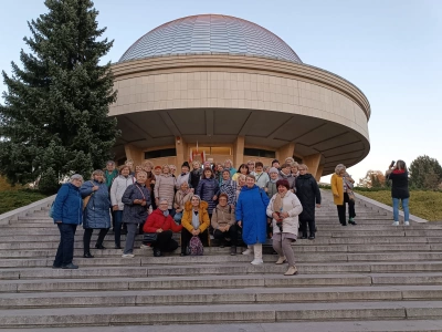 ilustracja aktualności: Nauka przez całe życie – inspirująca konferencja UTW Akademia WSB w Planetarium Śląskim