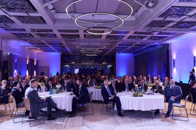 ilustracja aktualności: Siła dialogu, siła współpracy – Akademia WSB na posiedzeniu Rady Programowej EEC