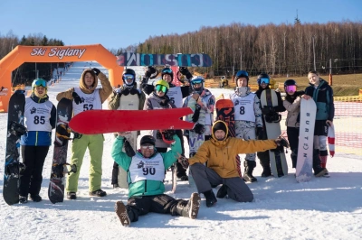 ilustracja aktualności: Akademickie Mistrzostwa Śląska w Snowboardzie oraz Narciarstwie!