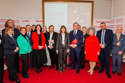 ilustracja aktualności: Od Aktywni+ do Troski+. Akademia WSB o wyzwaniach p&oacute;źnej starości