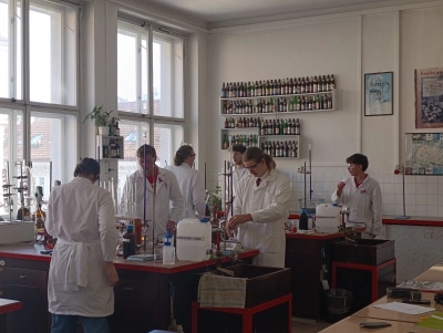 ilustracja aktualności: Spotkanie projektowe &bdquo;RESEARCH &ndash; Bringing RESEARCH to Schools&rdquo; w Pradze z udziałem Akademii WSB