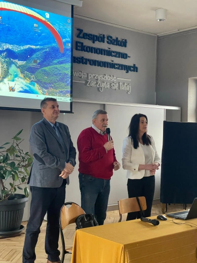 ilustracja aktualności: Hejt w sieci &ndash; zagrożenie dla młodego pokolenia. Wykład Akademii WSB w Żywcu