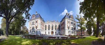 ilustracja aktualności:  LETNIA AKADEMIA SENIORA - Pszczyna - śladami księżnej Daisy