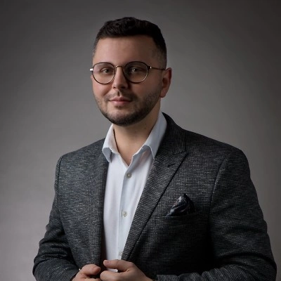 ilustracja aktualności: Dr Damian Strojny Participates in a Prestigious Programme of the Ministry of Science and Higher Education