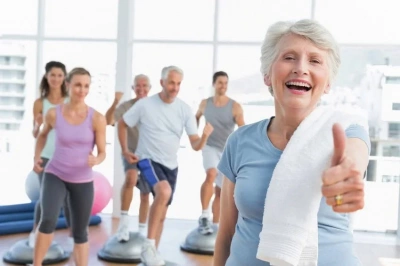 ilustracja aktualności: Zumba Gold dla senior&oacute;w &ndash; ruszamy już 7 września!