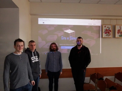 ilustracja aktualności: Studenci Informatyki WSB twórcami innowacyjnych aplikacji i gier komputerowych