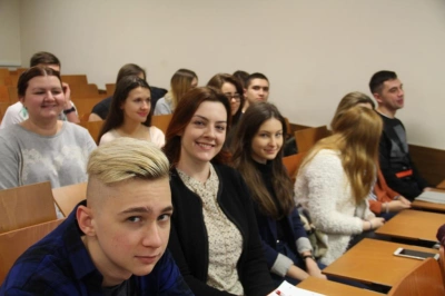 ilustracja aktualności: Postaw na finanse, czyli dlaczego opłaca się kariera w finansach?