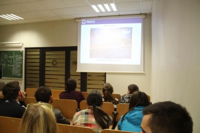 ilustracja aktualności: Jak sie dostać i utrzymać w Policji?