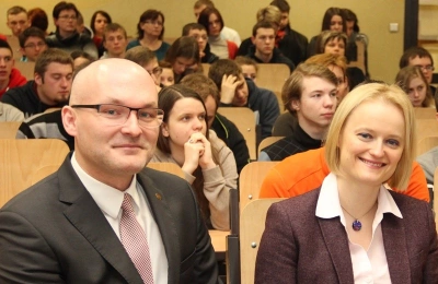 ilustracja aktualności: Targi pracy i praktyk studenckich 2015