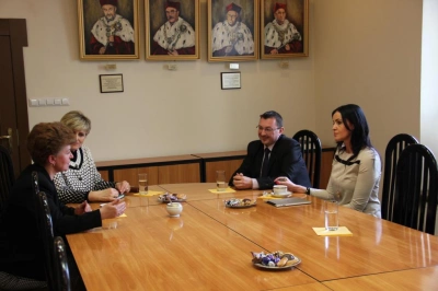 ilustracja aktualności: Nowi członkowie Klubu Szkół Partnerskich WSB