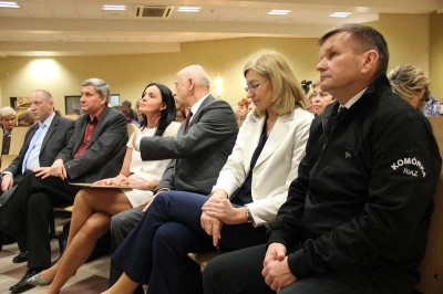 ilustracja aktualności: Projekcja filmowa "Tajemniczy Świat Informacji"