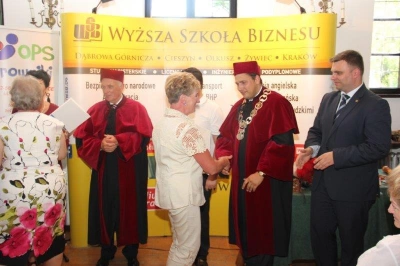 ilustracja aktualności: Uniwersytet Trzeciego Wieku w Bobrownikach i w Ogrodzieńcu - dyplomy wręczone