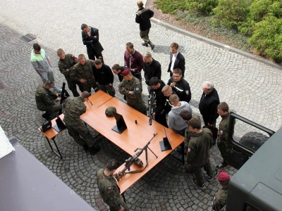 ilustracja aktualności: IV Ogólnopolski Turniej Klas o Profilu Mundurowym już za nami. Zwyciężyli Dawid Hrabia i Dawid Stach z Niepublicznego Liceum Ogólnokształcącego w Olkuszu