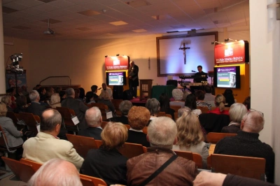 ilustracja aktualności: Wyjątkowy wieczór w Wyższej Szkole Biznesu w Dąbrowie Górniczej