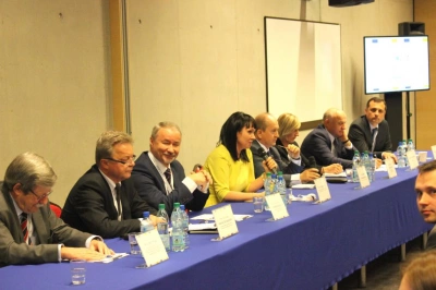 ilustracja aktualności: Kryzys przywództwa? Jakich liderów potrzebuje Polska i Europa? - eksperci WSB podczas V EKMŚP