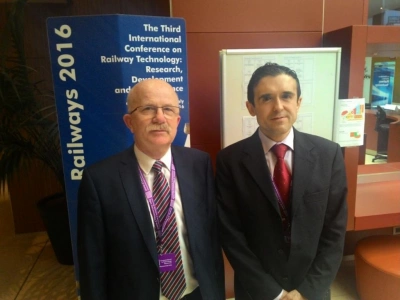 ilustracja aktualności: Kierownik Katedry Transportu Szynowego, Prof. Marek Sitarz wśród prowadzących sesje naukowe na Międzynarodowej Konferencji Kolejowej