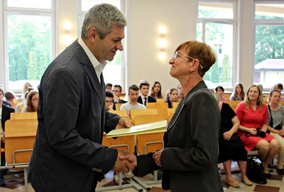 ilustracja aktualności: Finał I Otwartego Turnieju Debat Oksfordzkich. "Złoty Argument 2016" w rękach "Staszica"