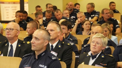 ilustracja aktualności: Dzielnicowy - policjant pierwszego kontaktu. Konferencja w Wyższej Szkole Biznesu w Dąbrowie Górniczej