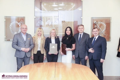 ilustracja aktualności: WSB objęła patronatem IV Liceum Ogólnokształcące im. K.K. Baczyńskiego w Olkuszu 