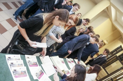 ilustracja aktualności: Znamy zwycięzców II Ogólnopolskiego Konkursu Wiedzy o Transporcie Kolejowym! 