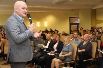 ilustracja aktualności: Ponad 30 bezpłatnych szkoleń w WSB - zarejestruj się na Tydzień Bezpłatnych Szkoleń