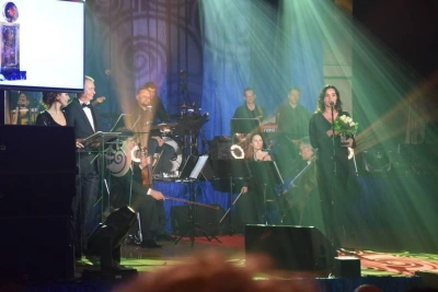 ilustracja aktualności: Wyższa Szkoła Biznesu w Dąbrowie Górniczej ze statuetką Promotor Miasta Myszków