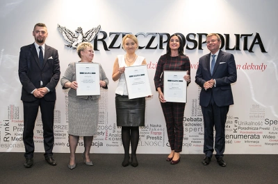 ilustracja aktualności: Wydział Nauk Stosowanych Akademii WSB w pierwszej trójce najlepszych wydziałów ekonomicznych w Polsce wg rankingu Rzeczpospolitej