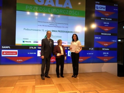 ilustracja aktualności: Dąbrowska Rada Biznesu nagrodzona tytułem Najaktywniejszej Instytucji