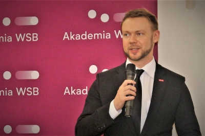 ilustracja aktualności: Dr inż. Karol Jędrasiak zdobywcą grantu Microsoft „AI for Earth”